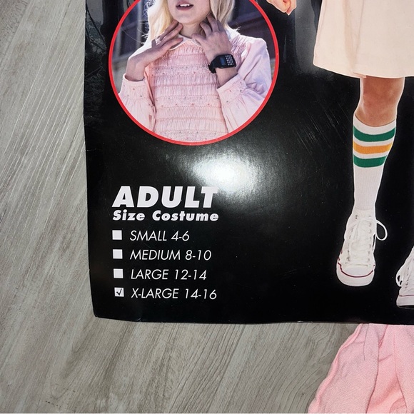 Stranger Things Adult Replica Eleven Dress XL - Picture 3 of 8
